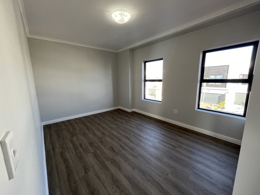 4 Bedroom Property for Sale in Sandown Western Cape